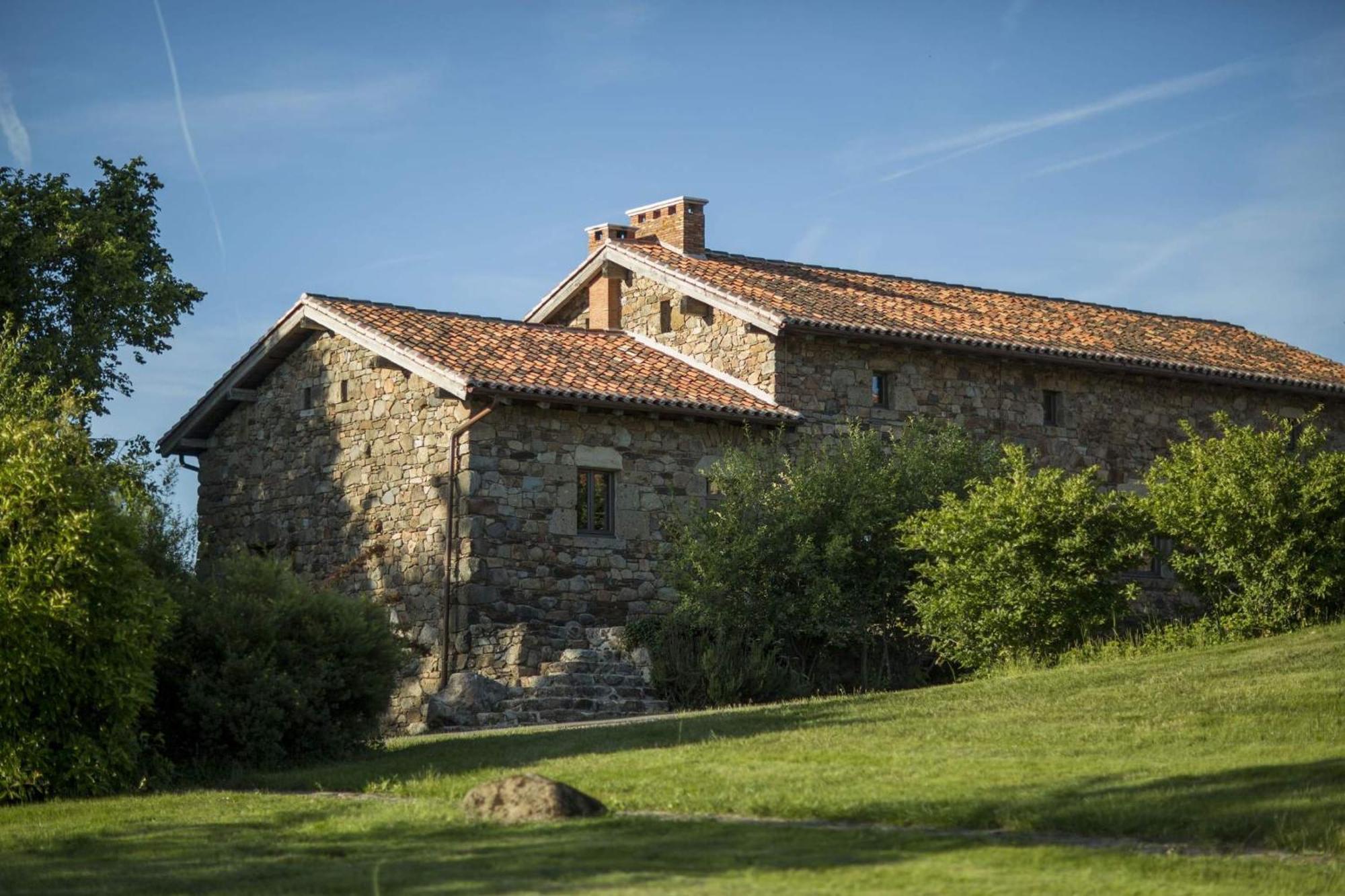 Hotel Domaine Des Etangs, Auberge Resorts Collection Massignac Eksteriør billede