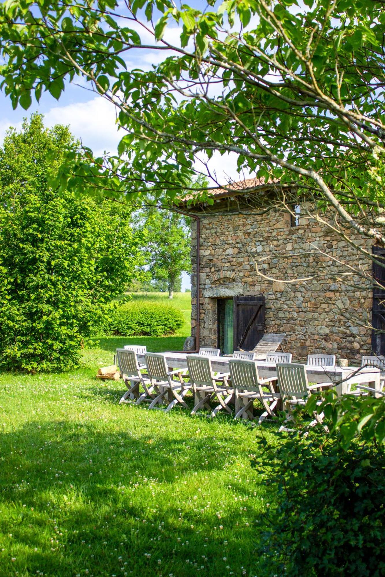 Hotel Domaine Des Etangs, Auberge Resorts Collection Massignac Eksteriør billede